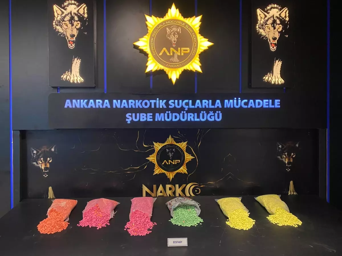 Uyuşturucu Operasyonunda 28 Bin Hap Ele Geçirildi