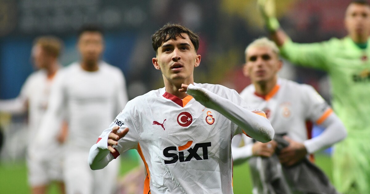Berat’a moral takımdan geldi